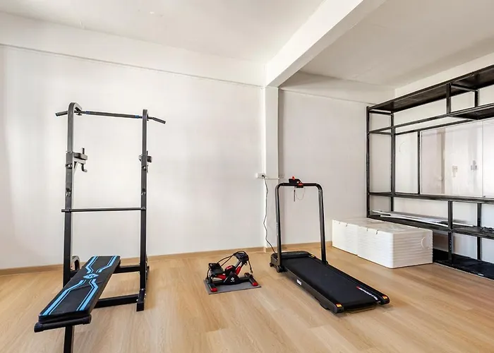 Cozy 5-story House, 2 Mins Walk Bts, Bkk Bangkok