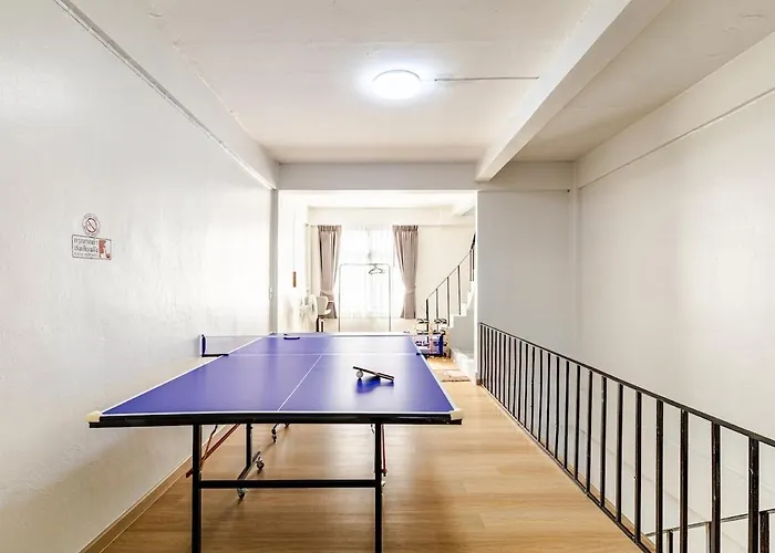 Cozy 5-story House, 2 Mins Walk Bts, Bkk *