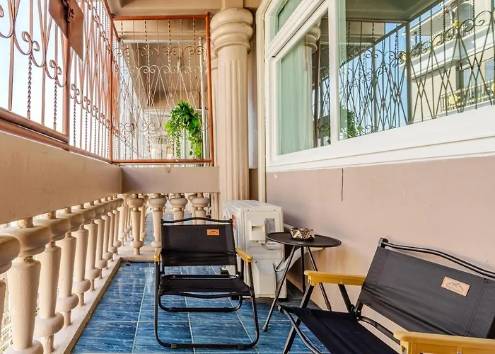 Cozy 5-story House, 2 Mins Walk Bts, Bkk *