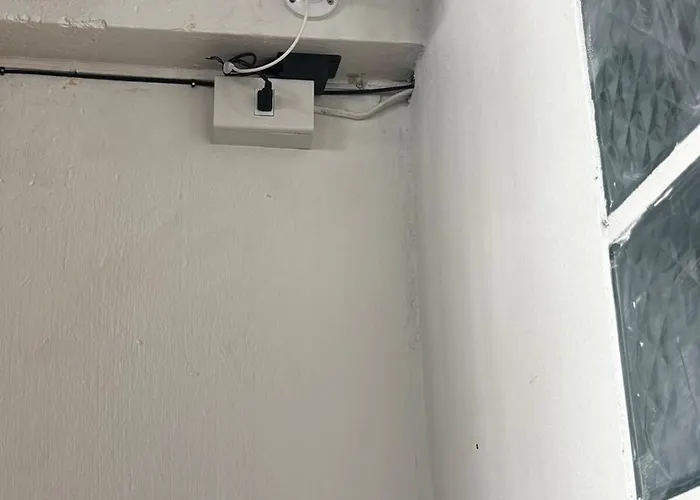 Vakantiehuis Cozy 5-story House, 2 Mins Walk Bts, Bkk Bangkok